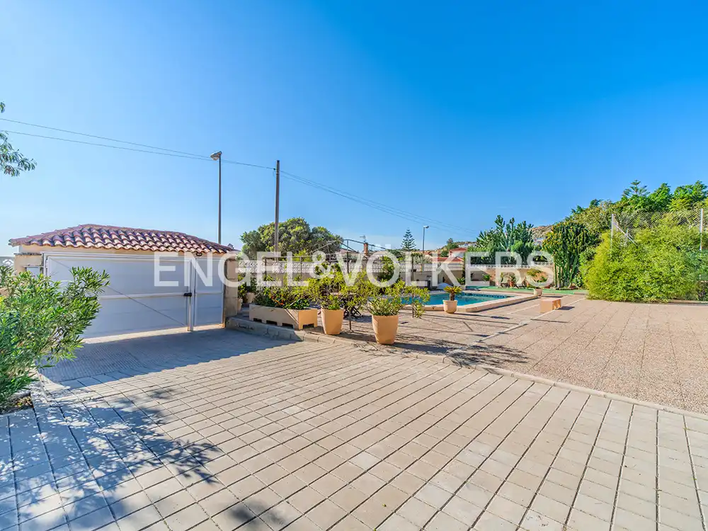 Vista exterior de Casa o chalet en venta en Mutxamel con Aire acondicionado, Calefacción y Jardín privado