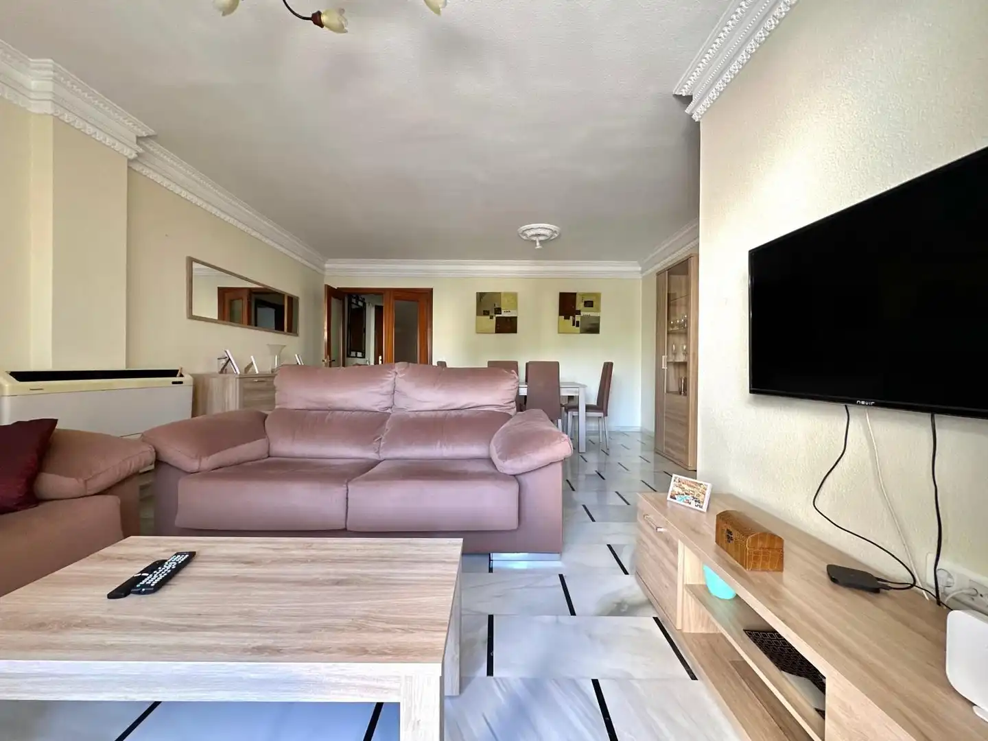 Living room of Flat for sale in Vélez-Málaga  with Air Conditioner, Heating and Terrace