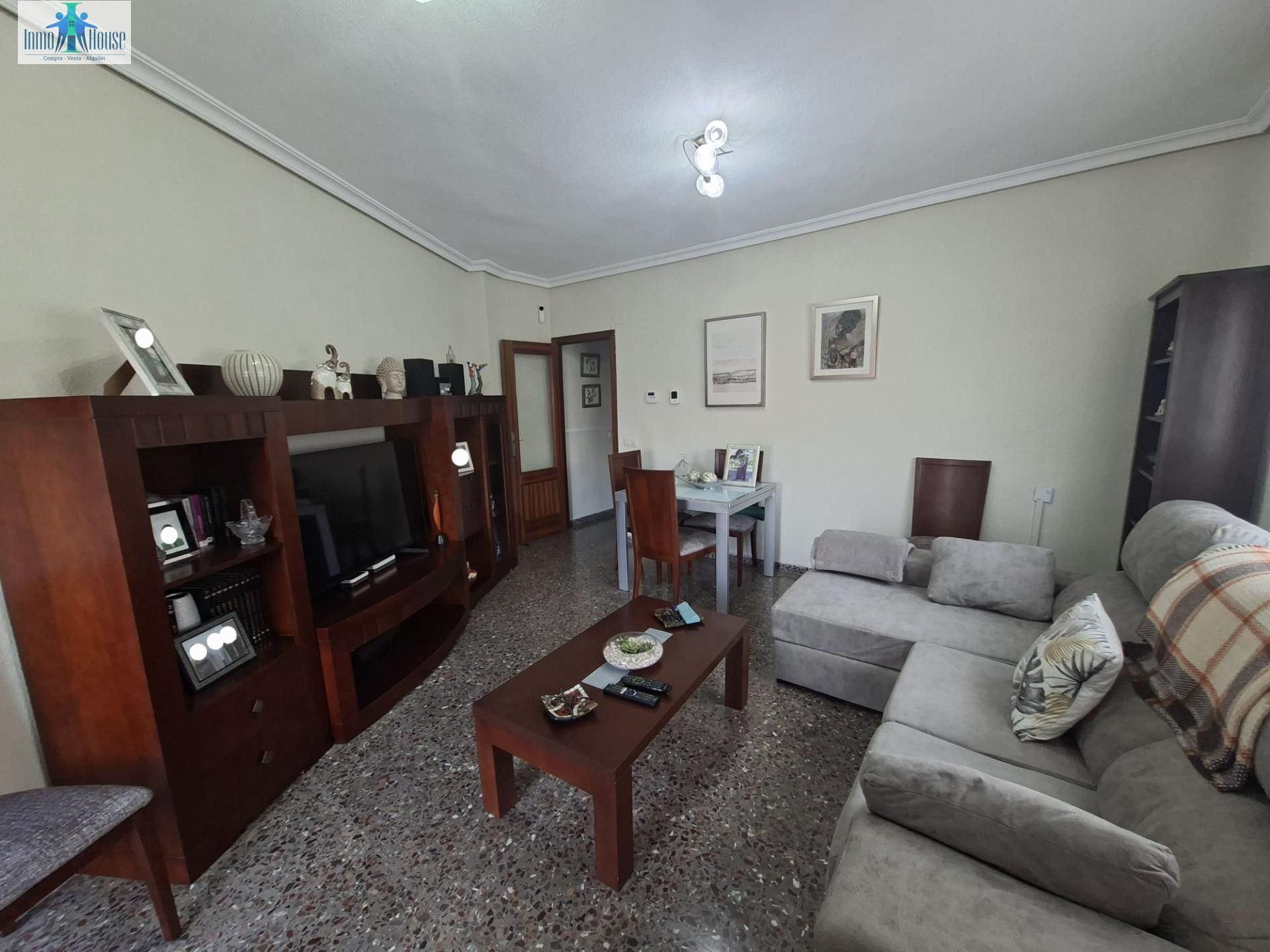 Flat for sale in Hospital