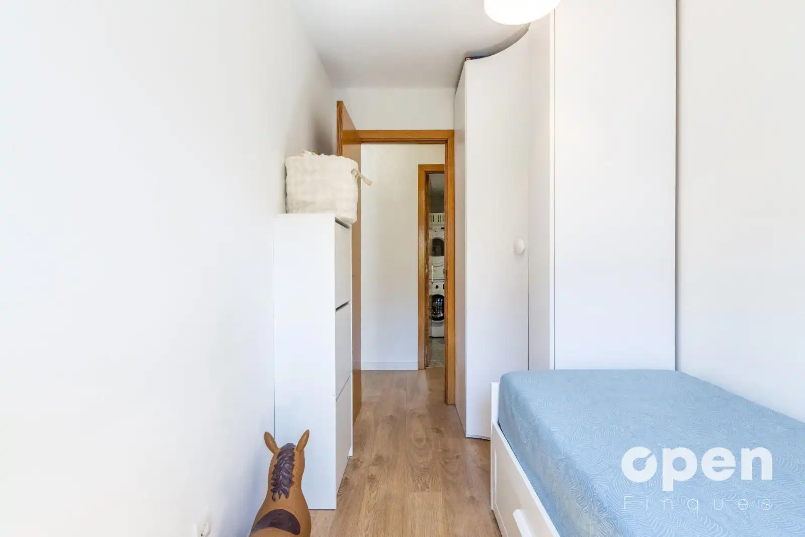 Bedroom of Flat for sale in Terrassa  with Air Conditioner, Heating and Parquet flooring