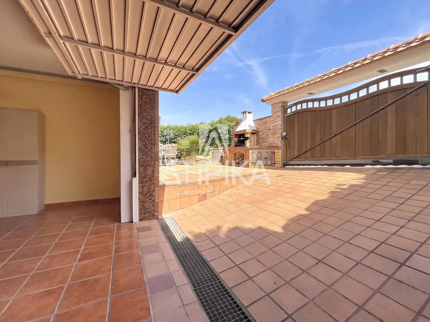 Garden of Houses for sale in Sant Pere de Ribes  with Swimming Pool, Oven and Washing machine