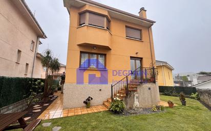 Vista exterior de Casa o xalet en venda en Avilés amb Calefacció, Terrassa i Traster