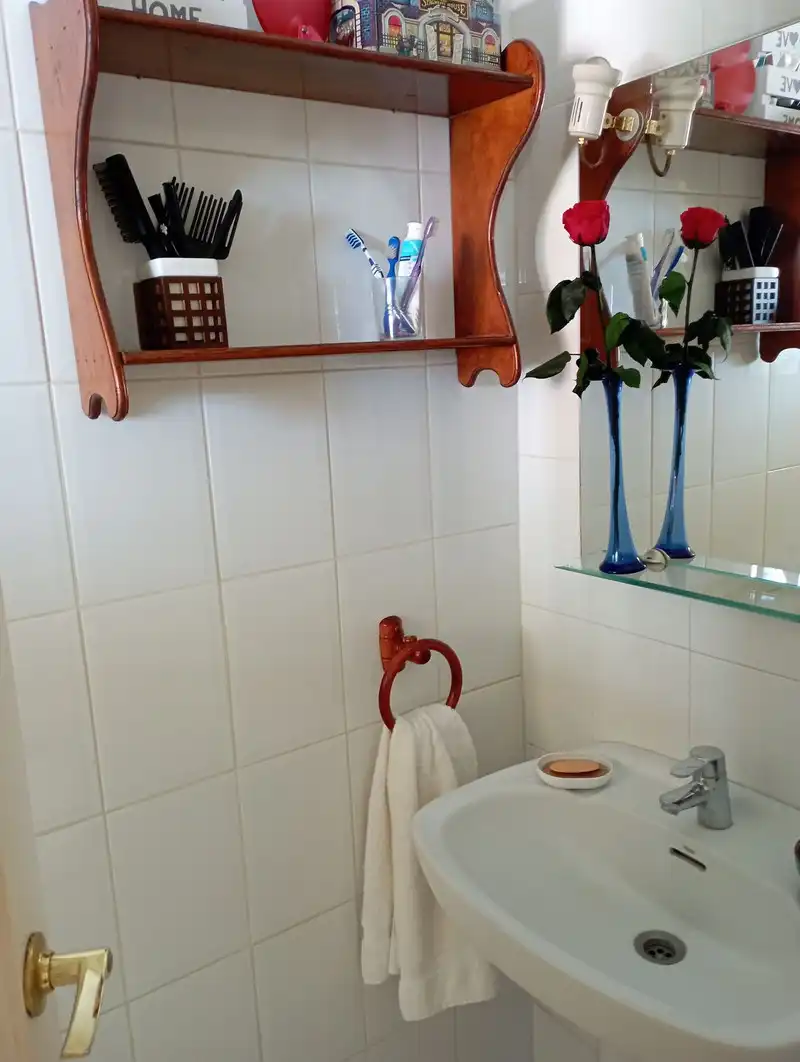 Bany de Casa adosada en venda en Marbella amb Aire condicionat, Terrassa i Piscina