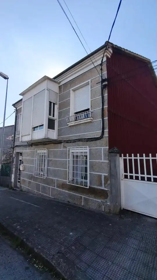 Vista exterior de Casa o chalet en venta en Ourense Capital  con Calefacción, Jardín privado y Terraza
