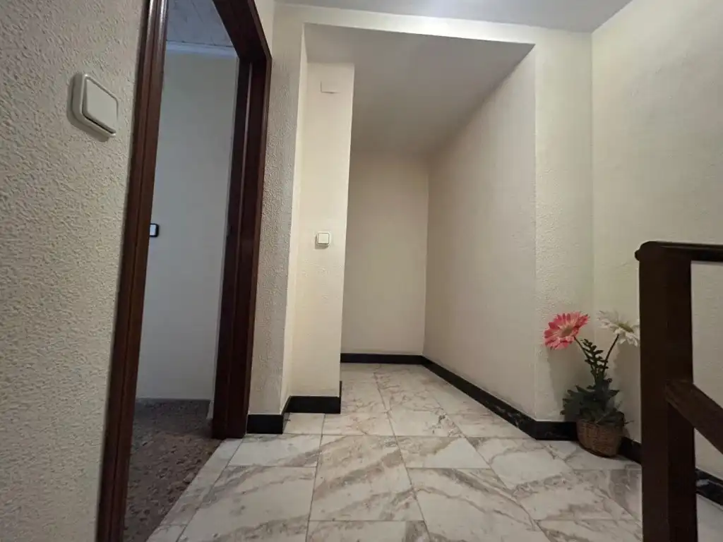 Flat for sale in Carcaixent  with Terrace and Balcony