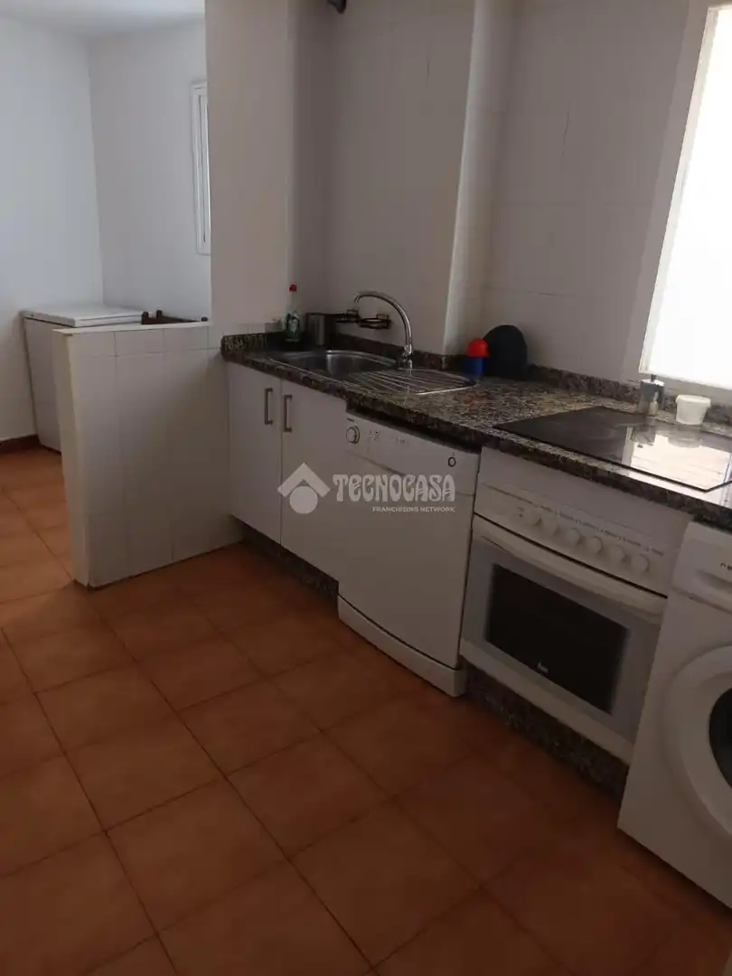 Cocina de Piso en venta en Sevilla con Aire acondicionado, Terraza y Trastero