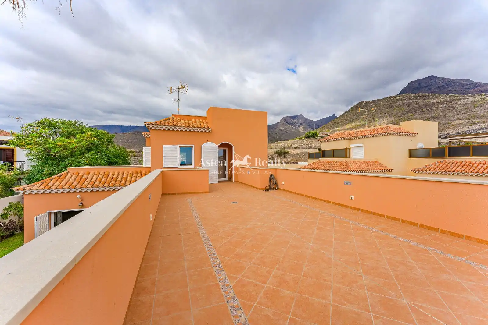 Exterior view of Houses for sale in Adeje  with Air Conditioner, Heating and Terrace