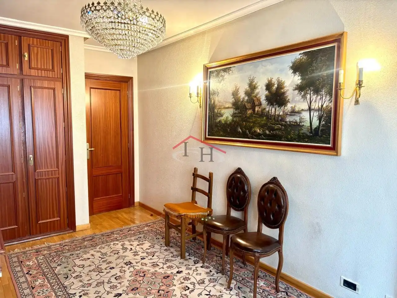 Sala de estar de Piso en venta en León Capital  con Calefacción, Parquet y Terraza