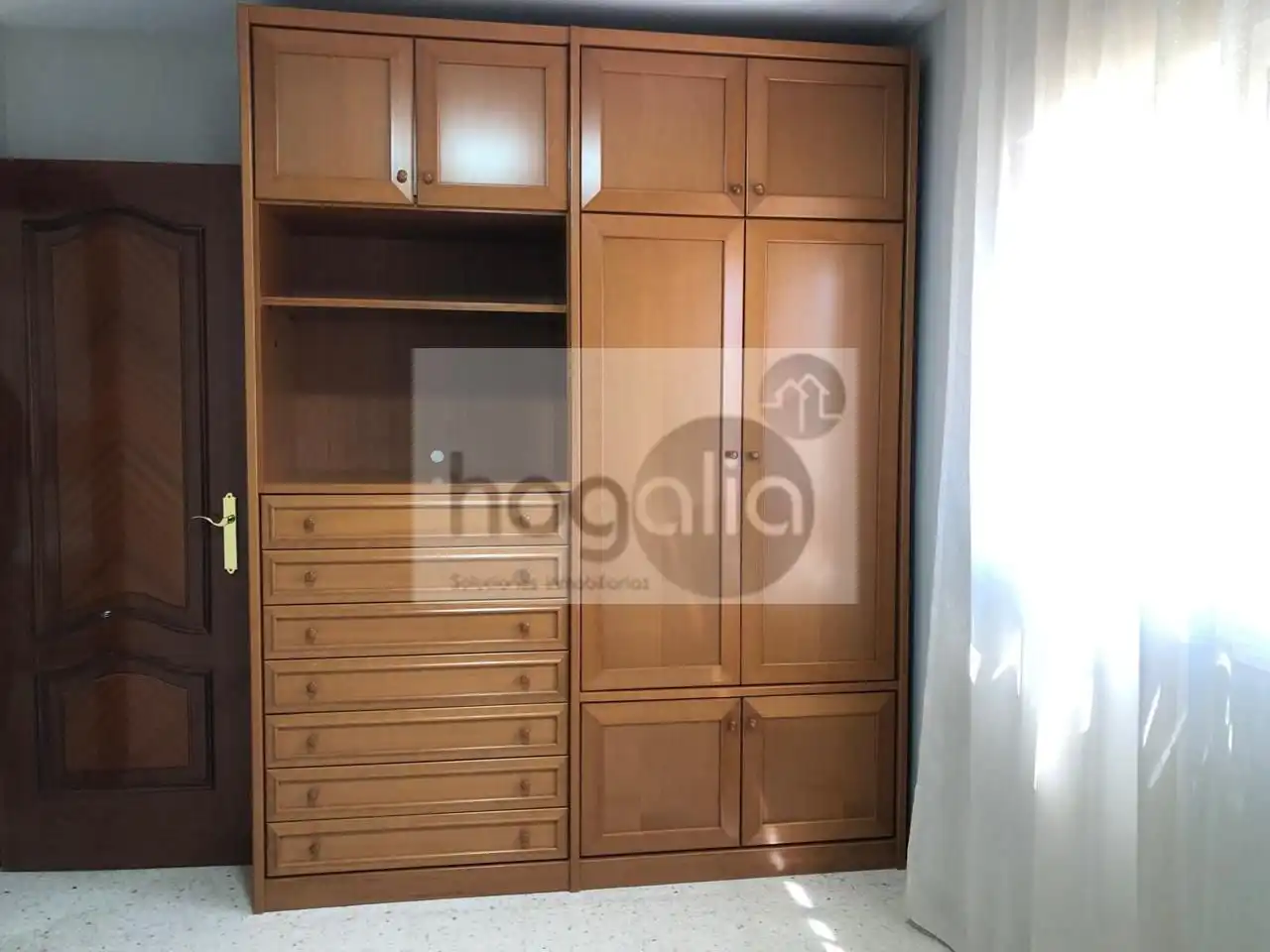 Habitación de Piso de alquiler en Sevilla con Aire acondicionado y Amueblado