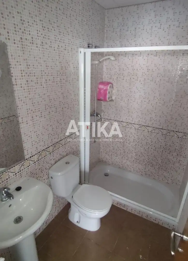 Baño de Local en venta en Ontinyent