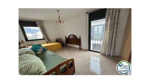 Foto 5 de Piso en venta en Calle de la Riera Ginjolers, 53, Centre, Roses