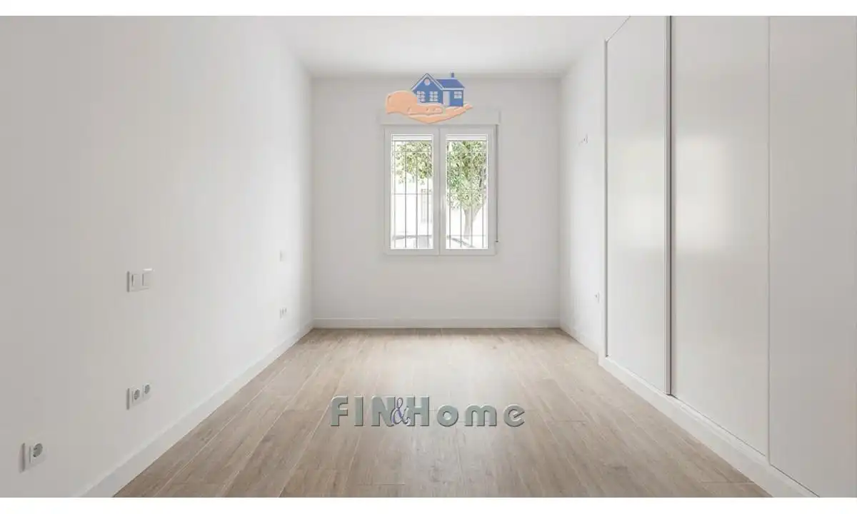 Schlafzimmer von Wohnung zum Verkauf in Sevilla mit Klimaanlage und Heizung