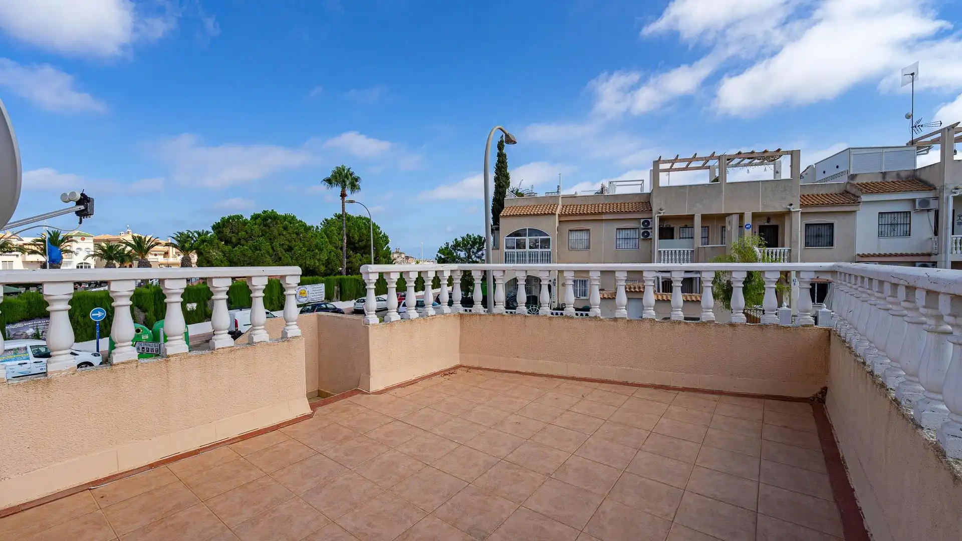 Terraza de Casa o chalet en venta en Orihuela con Jardín privado, Amueblado y Piscina comunitaria