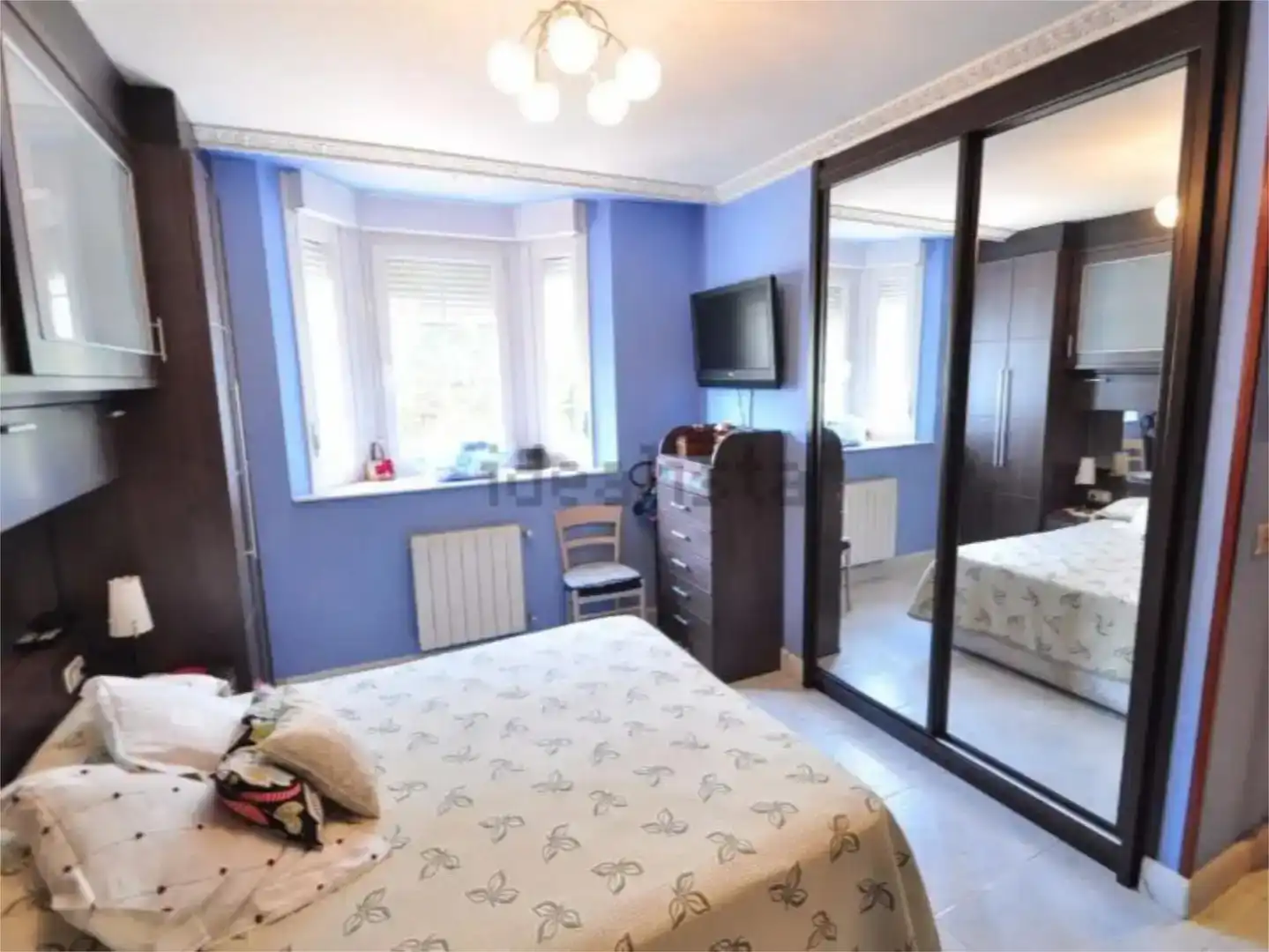 Schlafzimmer von Wohnung zum Verkauf in Castro-Urdiales mit Privatgarten, Schwimmbad und Möbliert