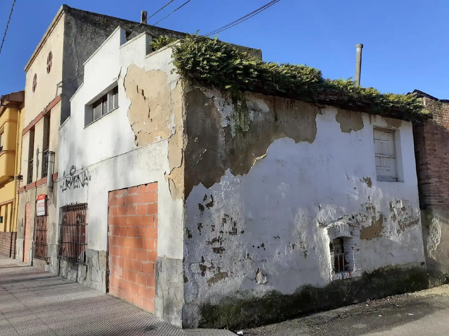 Vista exterior de Casa o chalet en venta en Oviedo 