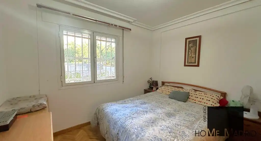 Schlafzimmer von Wohnung zum Verkauf in Madrid mit Heizung und Parkett