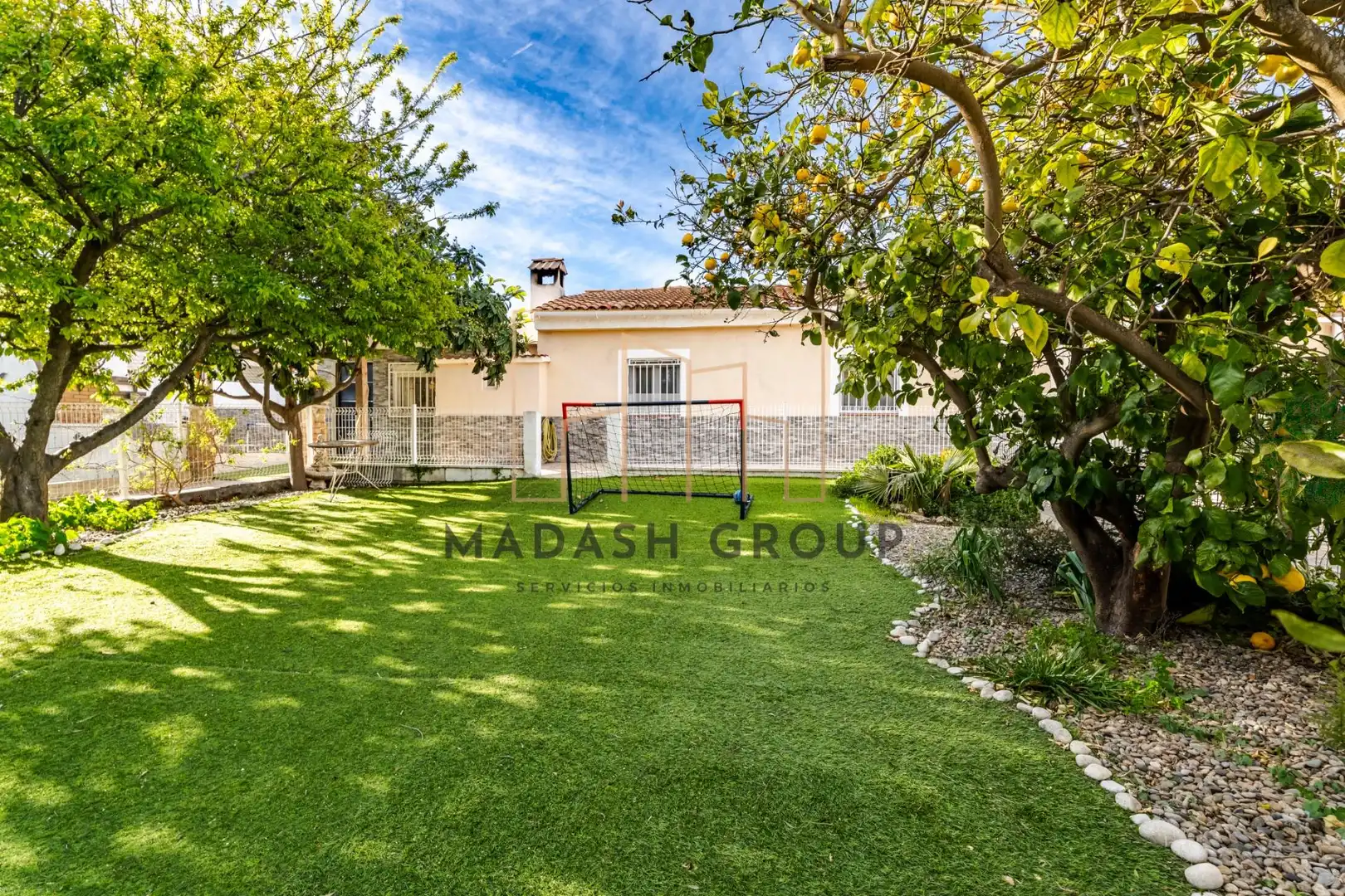 Jardín de Casa o chalet en venta en Mont-roig del Camp con Aire acondicionado, Trastero y Piscina