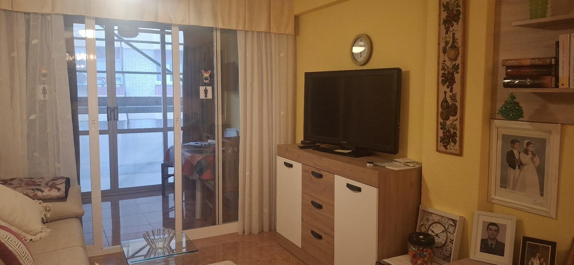 Sala d'estar de Pis en venda en Benidorm amb Terrassa