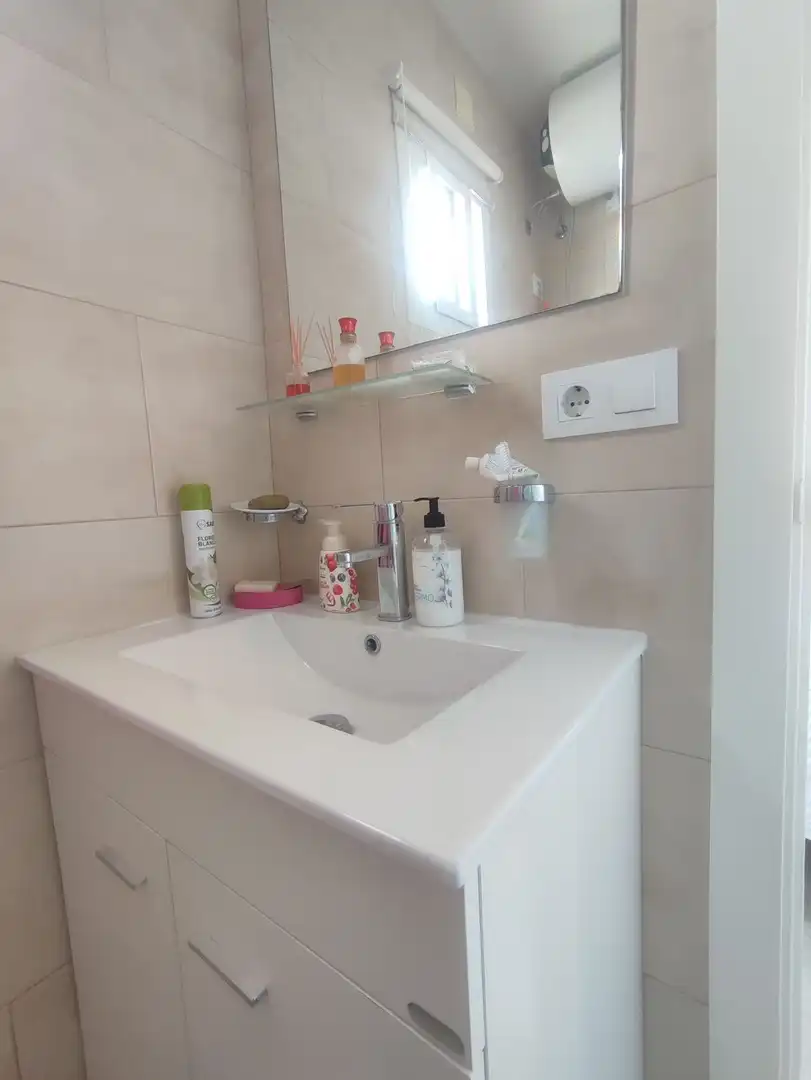 Badezimmer von Haus oder Chalet zum Verkauf in Conil de la Frontera mit Klimaanlage und Abstellraum