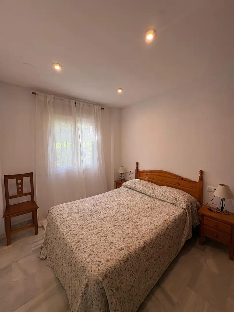 Bedroom of Apartments for rent in Chiclana de la Frontera  with Furnished and Community pool