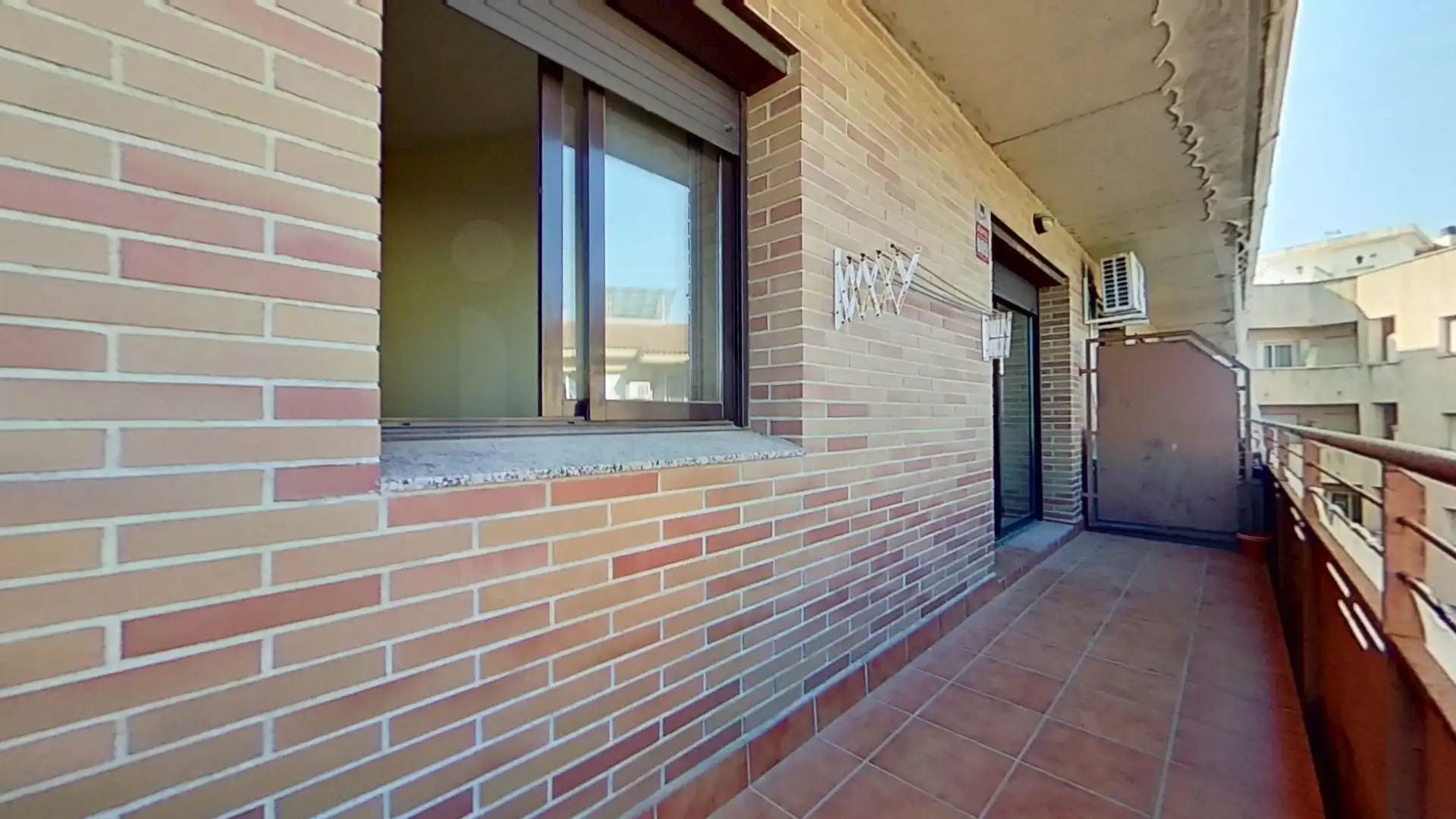 Vista exterior de Piso en venta en El Vendrell con Calefacción