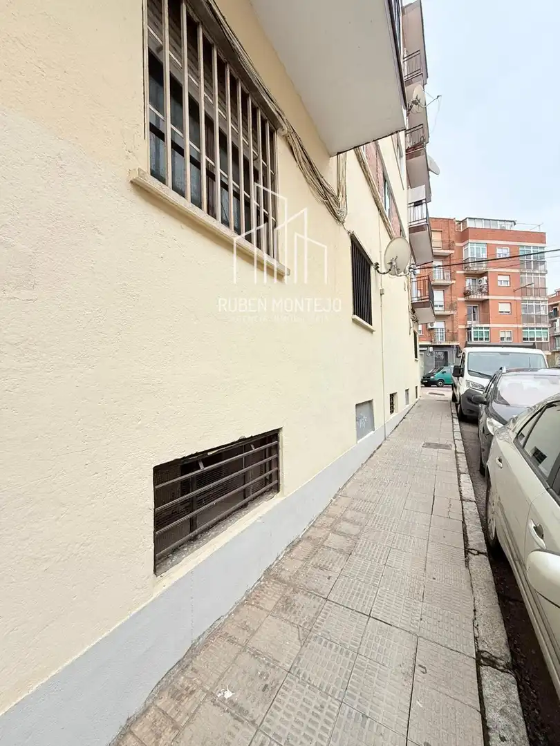 Vista exterior de Local en venda en Salamanca