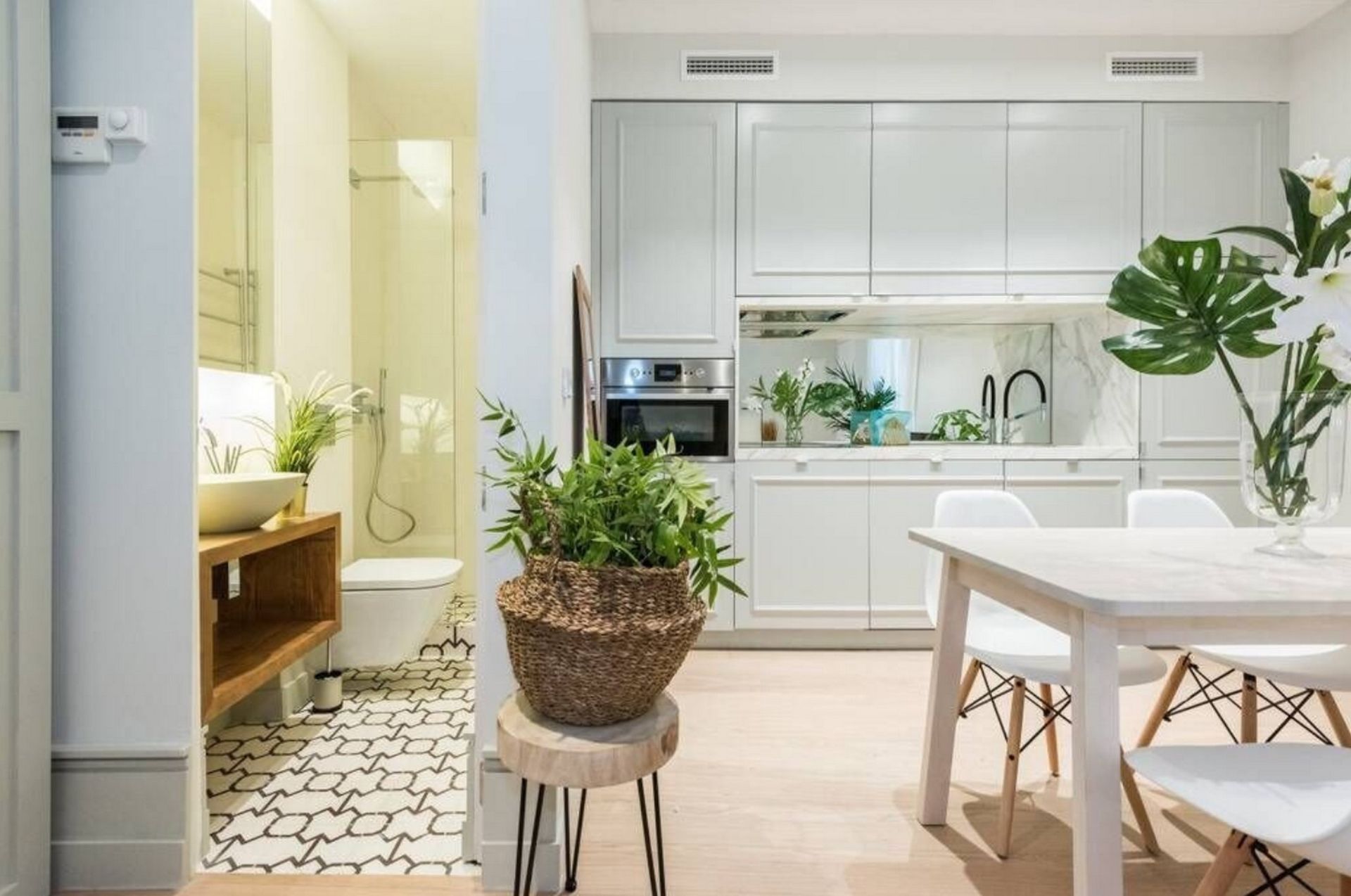 Kitchen of Flat to rent in Vélez-Málaga  with Air Conditioner, Storage room and Furnished