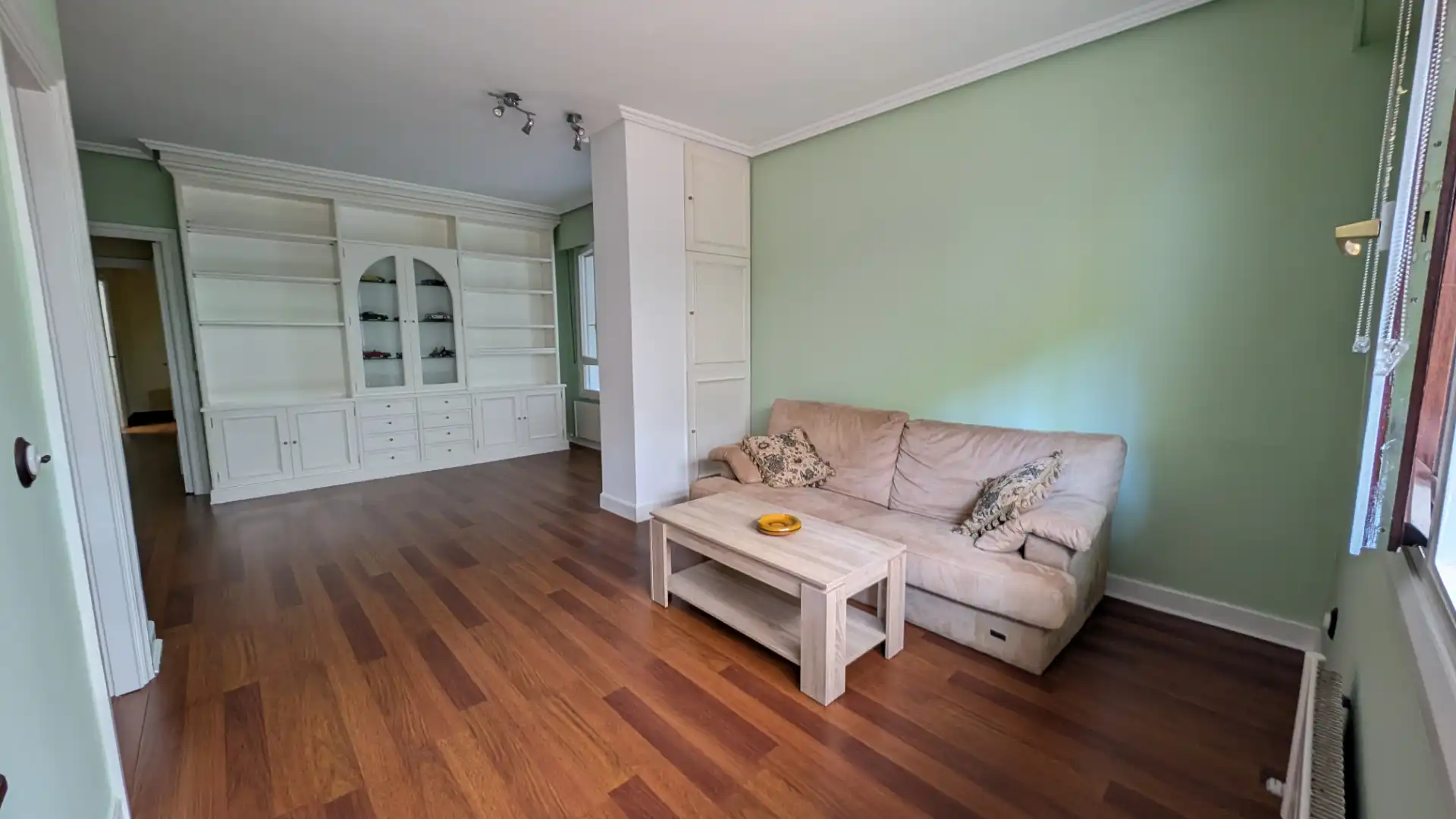 Sala d'estar de Pis en venda en Getxo  amb Calefacció, Terrassa i Traster
