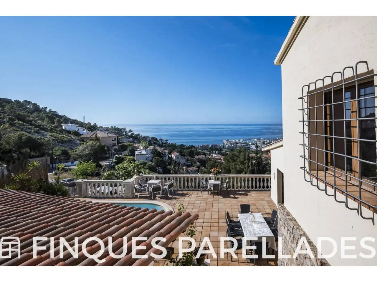 Exterior view of Houses for sale in Sitges  with Terrace and Swimming Pool
