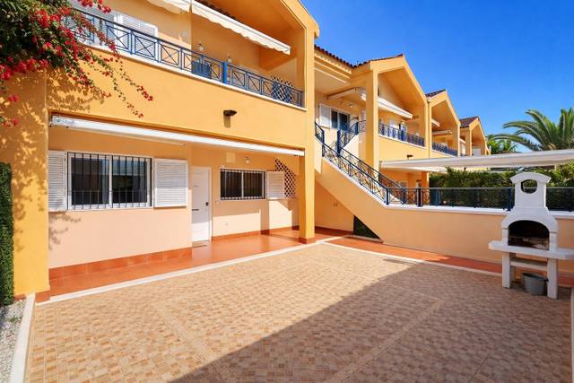 Casa-chalet en Venta en  NORUEGA en Novamar - Mediterráneo