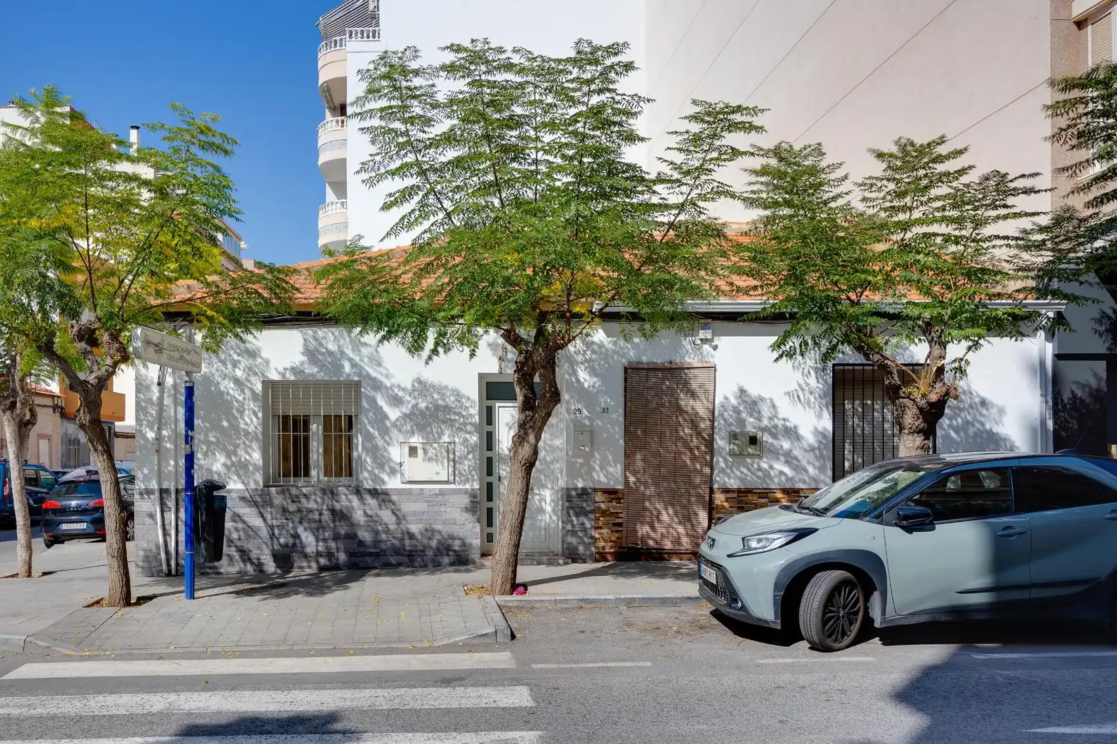 Vista exterior de Casa o xalet en venda en Torrevieja amb Aire condicionat, Calefacció i Terrassa
