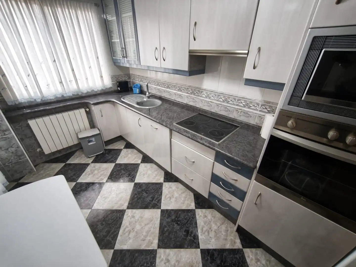 Flat with lift to rent in Calle Linares, imagen 12