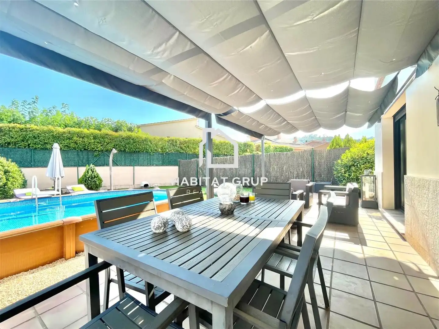 Terraza de Casa o chalet en venta en Medinyà con Aire acondicionado, Calefacción y Jardín privado