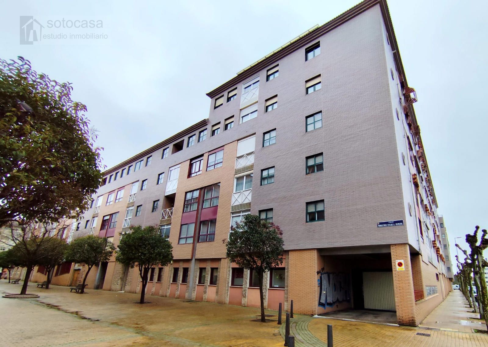 Pis en venda a MONSEÑOR OSCAR A.ROMERO, Ciudad de la Comunicación - Arco Ladrillo
