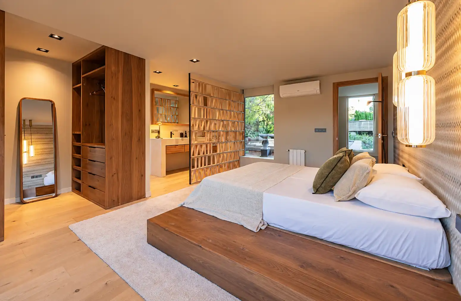 Bedroom of Houses for sale in Torre en Conill - Cumbres de San Antonio 