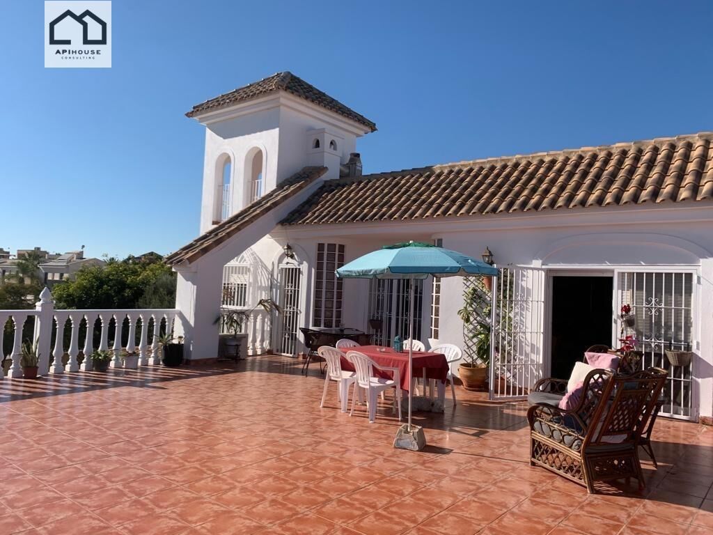 Terrace of House or chalet for sale in Orihuela  with Private garden, Terrace and Storage room