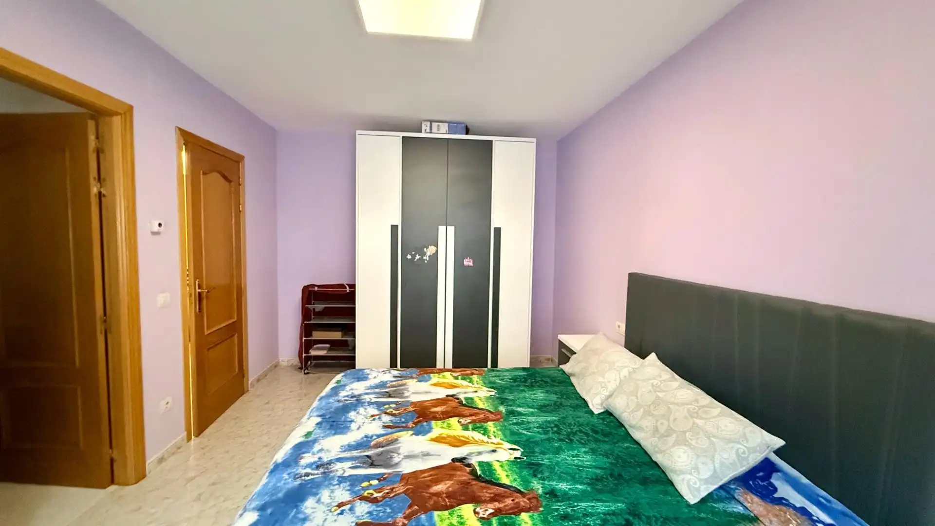 Schlafzimmer von Einfamilien-Reihenhaus zum Verkauf in Cuéllar mit Heizung, Privatgarten und Abstellraum
