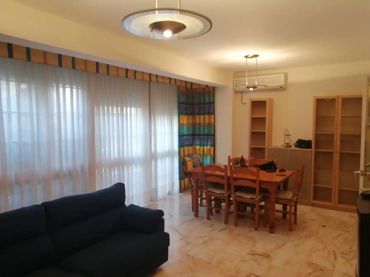 Living room of Flat for sale in Sevilla  with Air Conditioner, Furnished and Oven