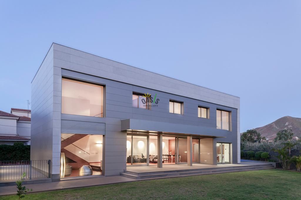 Exterior view of Houses for sale in San Cristóbal de la Laguna  with Storage room