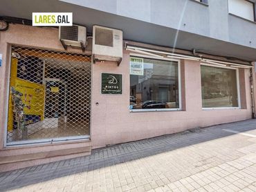 Locale commerciale in affitto a Avenida de Bueu