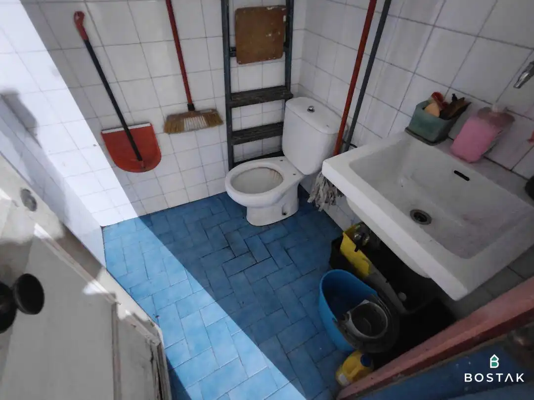 Bathroom of Storage room for sale in Bilbao 