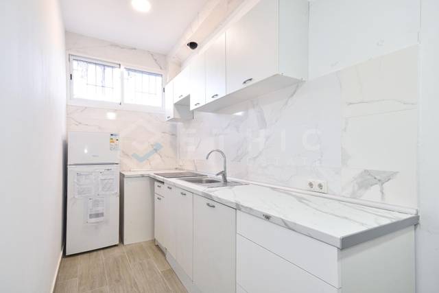 Planta baja en Venta en  JAUME HUGUET en El Besós i el Maresme