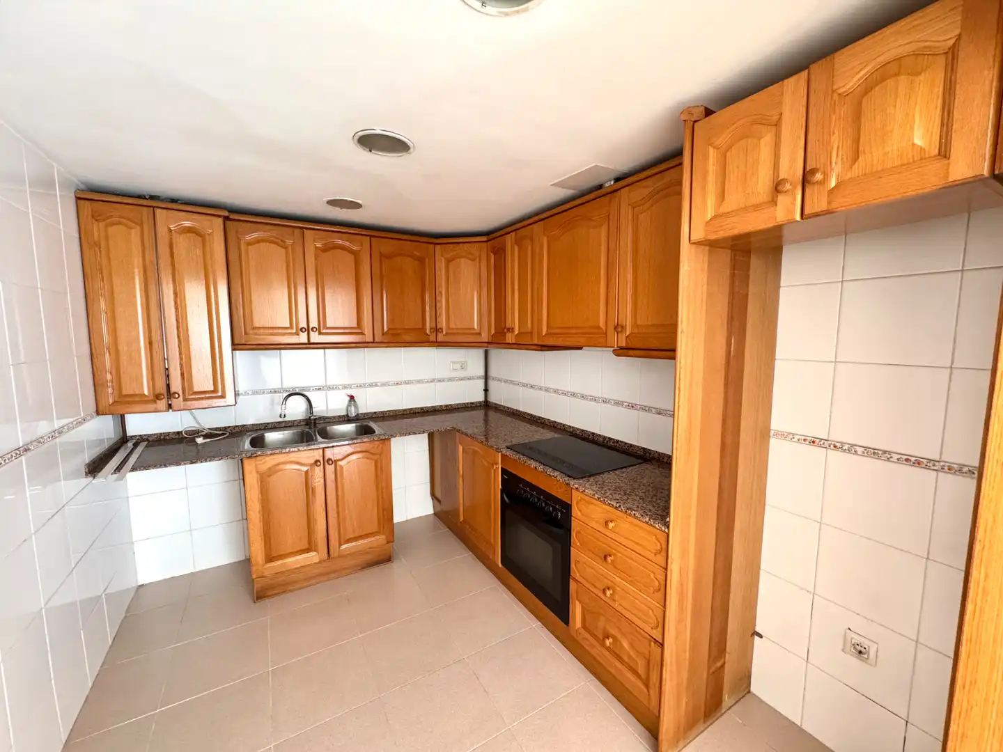 Cocina de Piso en venta en Arenys de Munt con Aire acondicionado, Calefacción y Horno