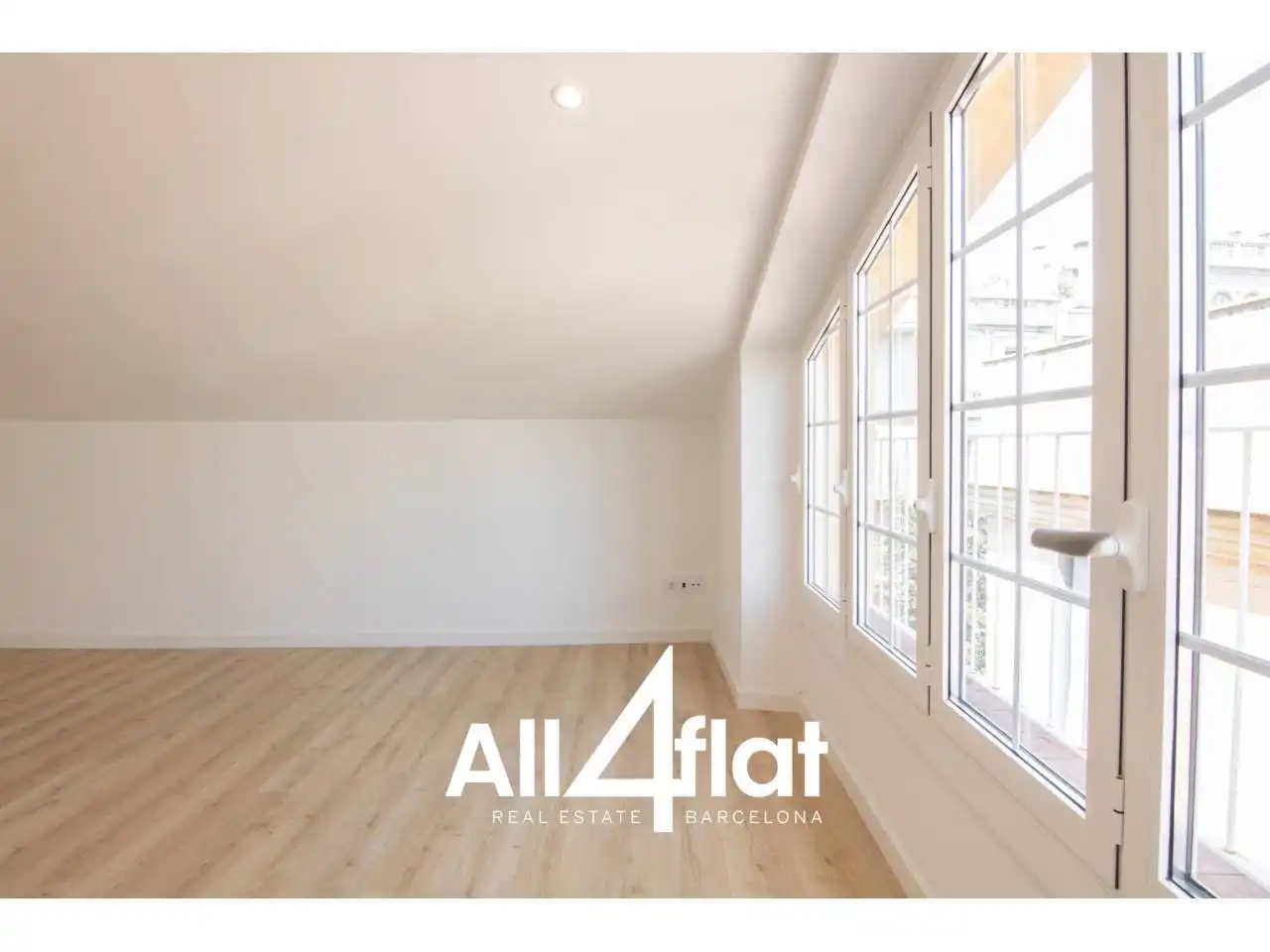 Schlafzimmer von Maisonette zur Miete in Mataró mit Klimaanlage und Parkett