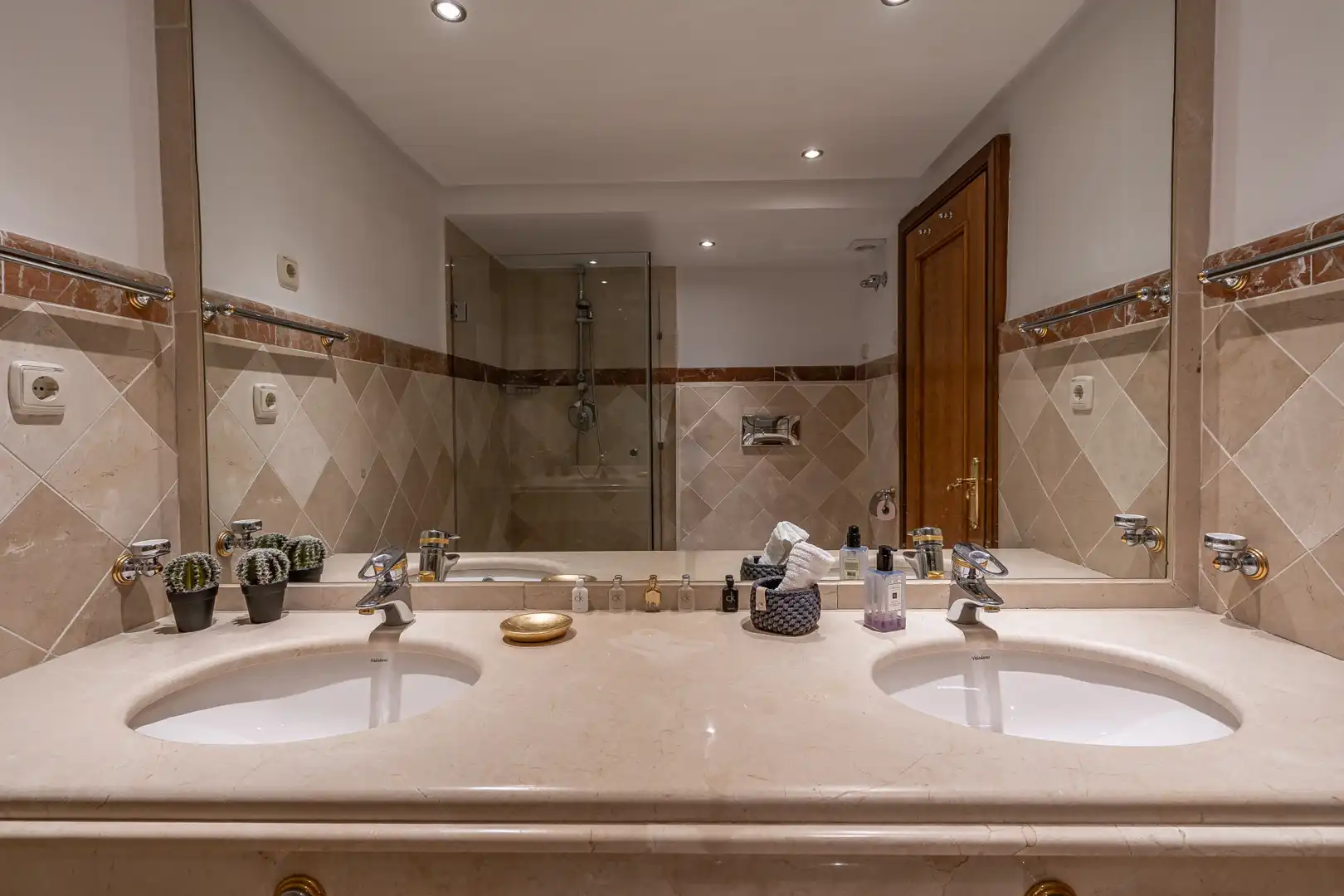 Apartamento con piscina en venta en COSTALITA II, imagen 12
