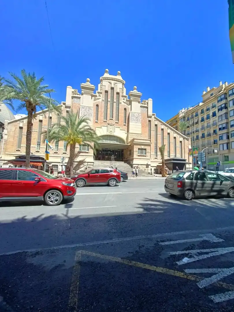 Vista exterior de Local de lloguer en Alicante / Alacant