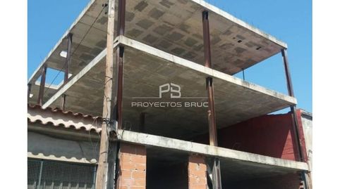 OBRA PARADA EN VENTA EN EL PRAT DE LLOBREGAT