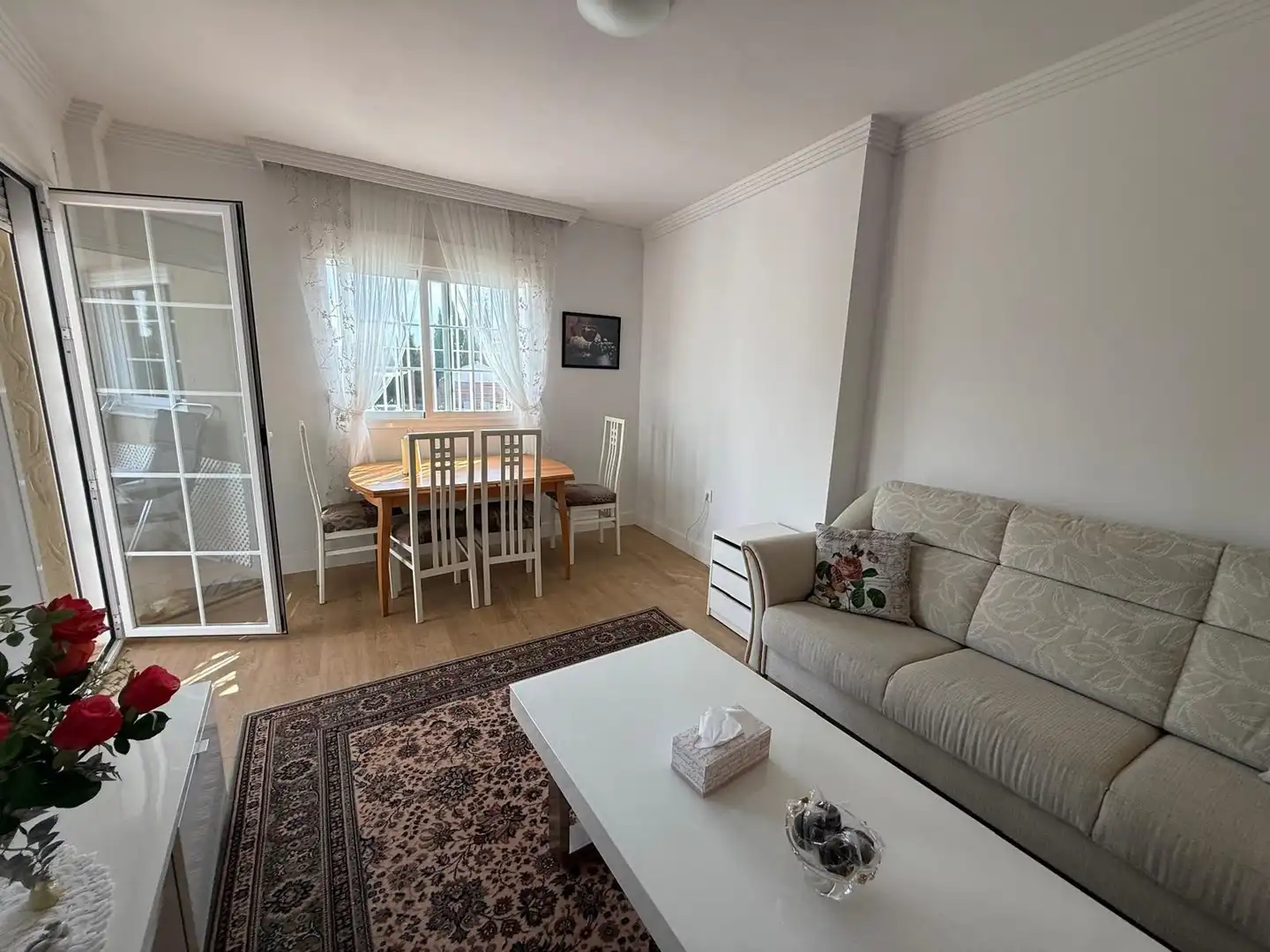 Sala de estar de Apartamento en venta en Marbella con Aire acondicionado, Terraza y Piscina
