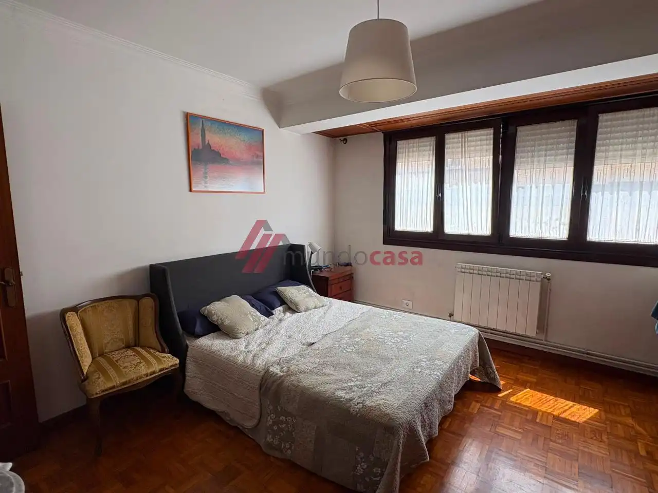 Habitación de Piso de alquiler en Ferrol con Calefacción, Parquet y Amueblado