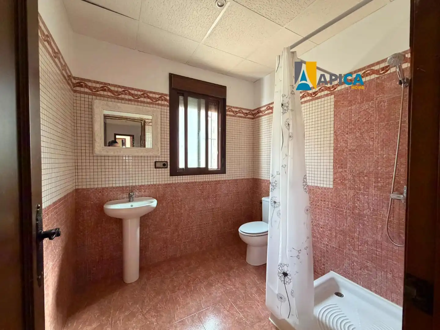 Baño de Casa o chalet en venta en Chiclana de la Frontera con Aire acondicionado, Terraza y Trastero